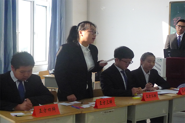 恭贺我院在必赢76net线路“清泽博思杯”辩论赛预选赛中获胜 恭贺我院在必赢76net线路“清泽博思杯”辩论赛预选赛中获胜