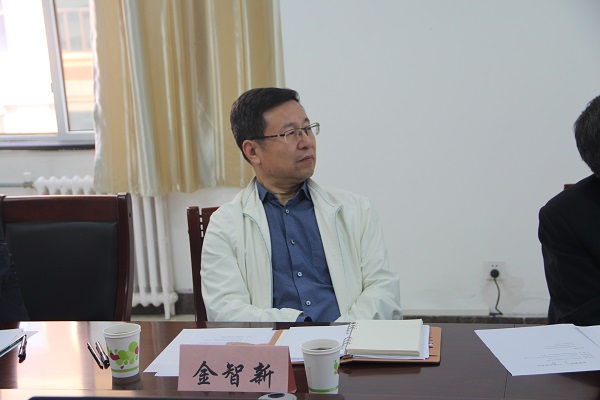 金智新院士到我校学院调研 金智新院士到我校学院调研