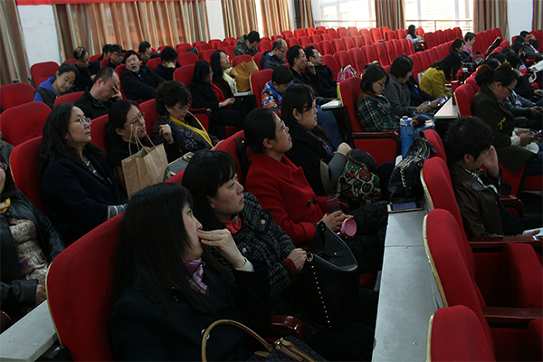 学院举办“珍爱生命 远离火灾”主题消防知识讲座 学院举办“珍爱生命 远离火灾”主题消防知识讲座